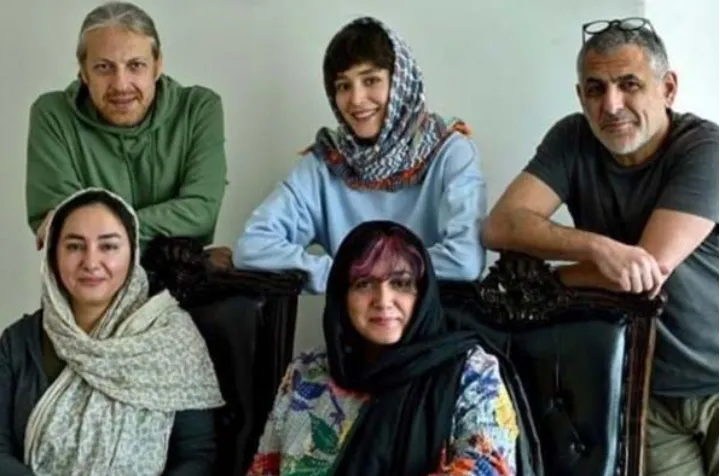 فجر کاذب در نیمه‌شب صادق